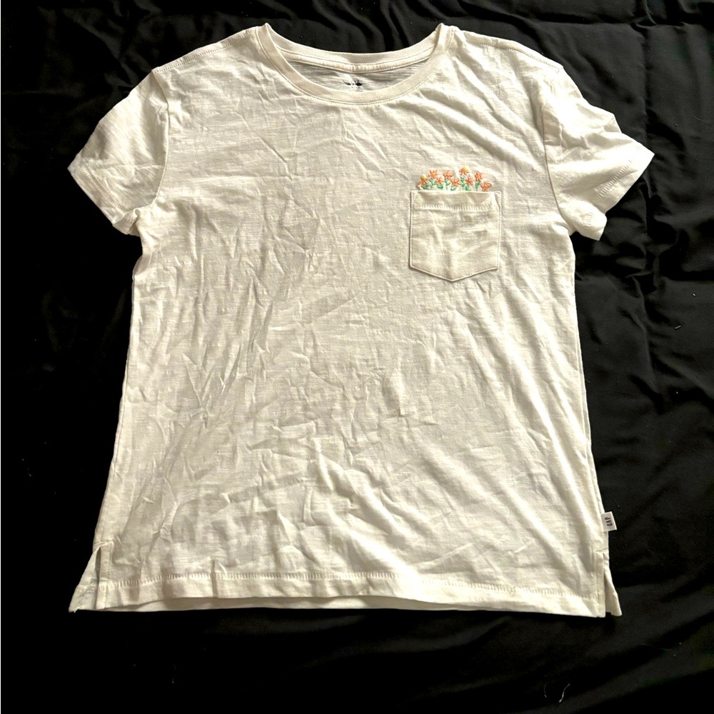 Gap Kids Embroidered Pocket Tee